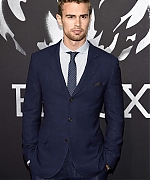 theojamesweb0777.jpg