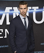 theojamesweb0792.jpg