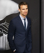 theojamesweb0795.jpg