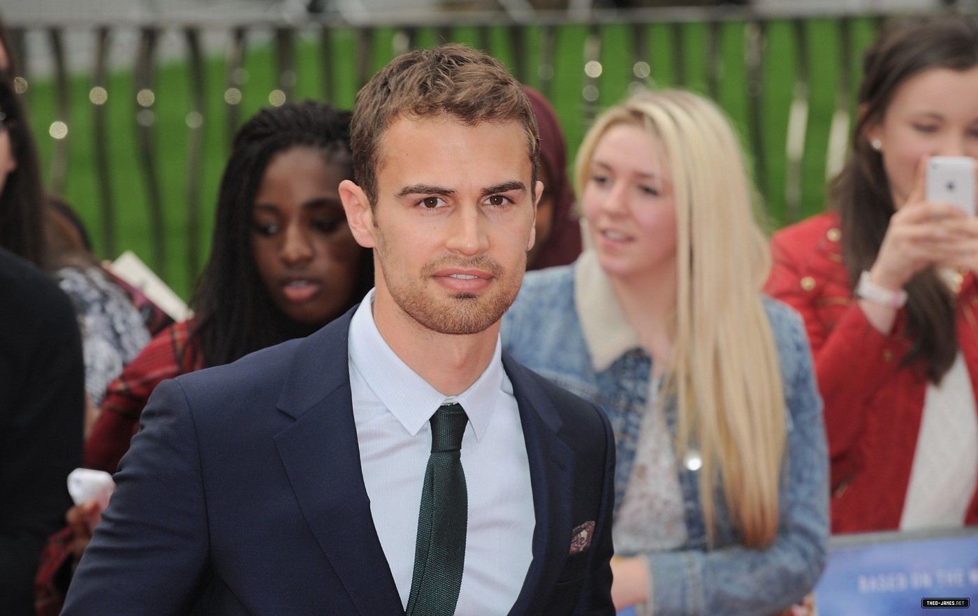 theojamesweb0947.jpg