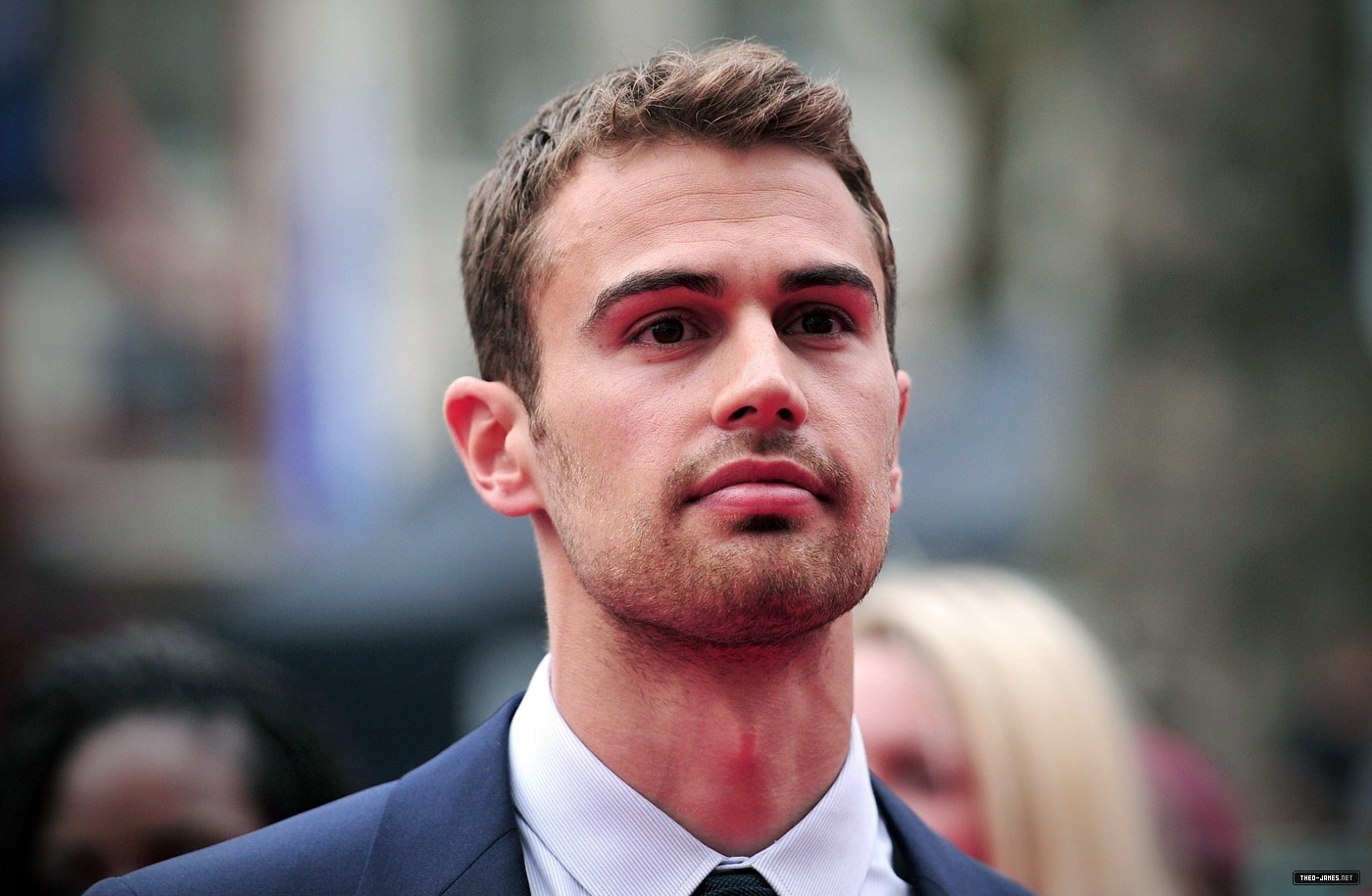 theojamesweb0949.jpg