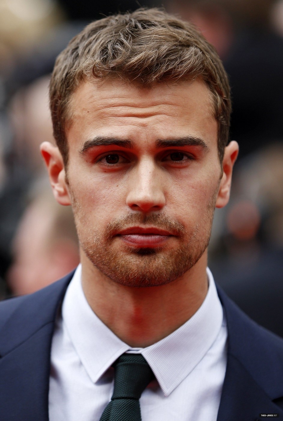 theojamesweb0955.jpg