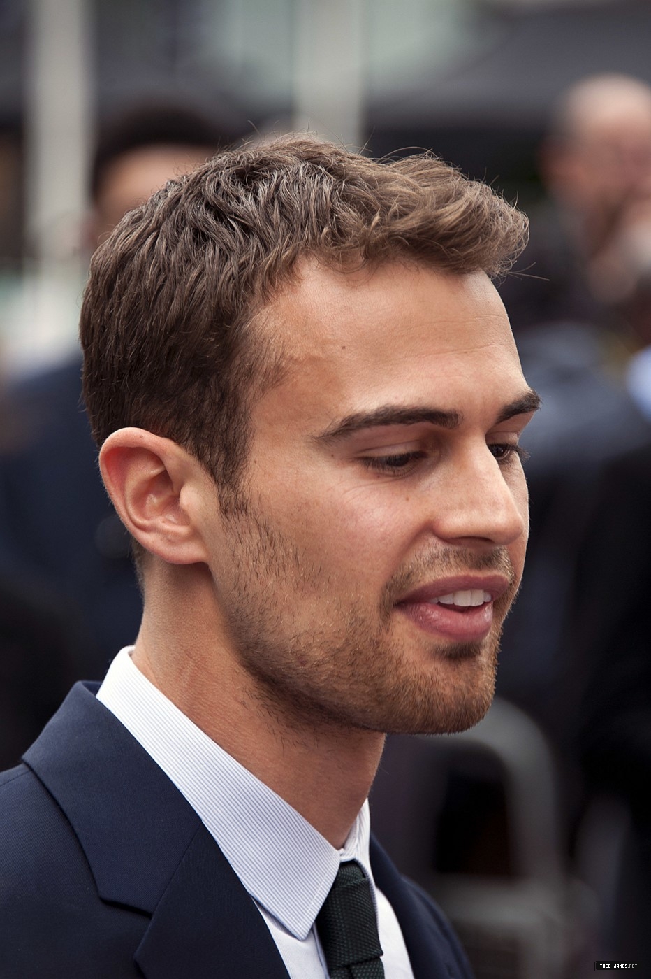 theojamesweb0957.jpg