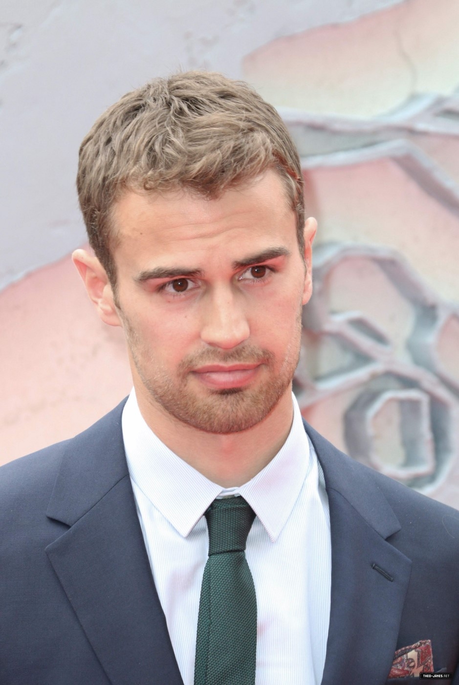 theojamesweb0984.jpg