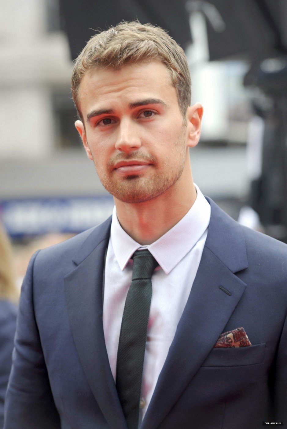 theojamesweb1009.jpg