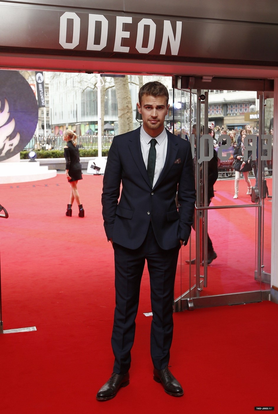 theojamesweb1062.jpg
