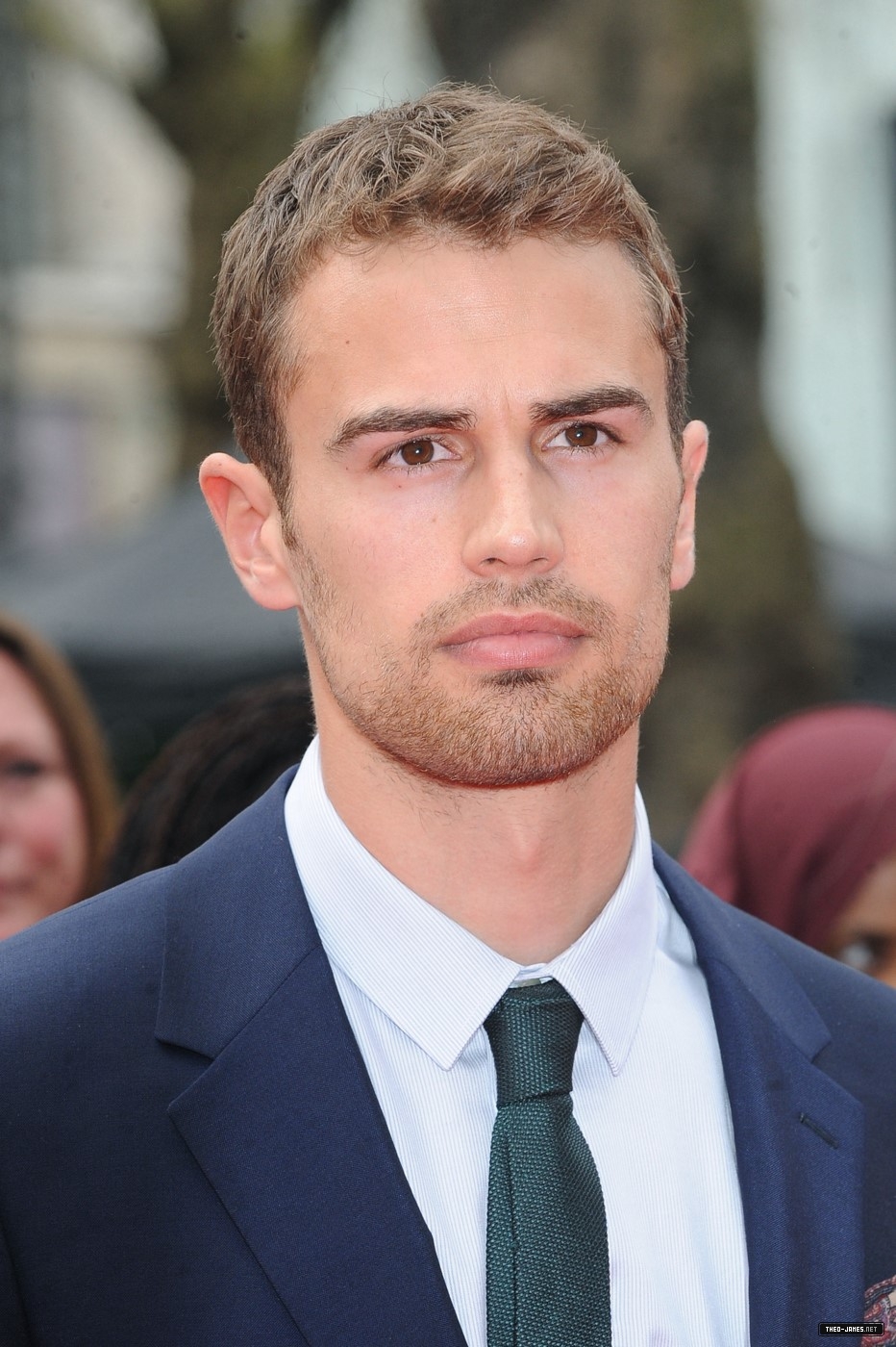 theojamesweb1090.jpg