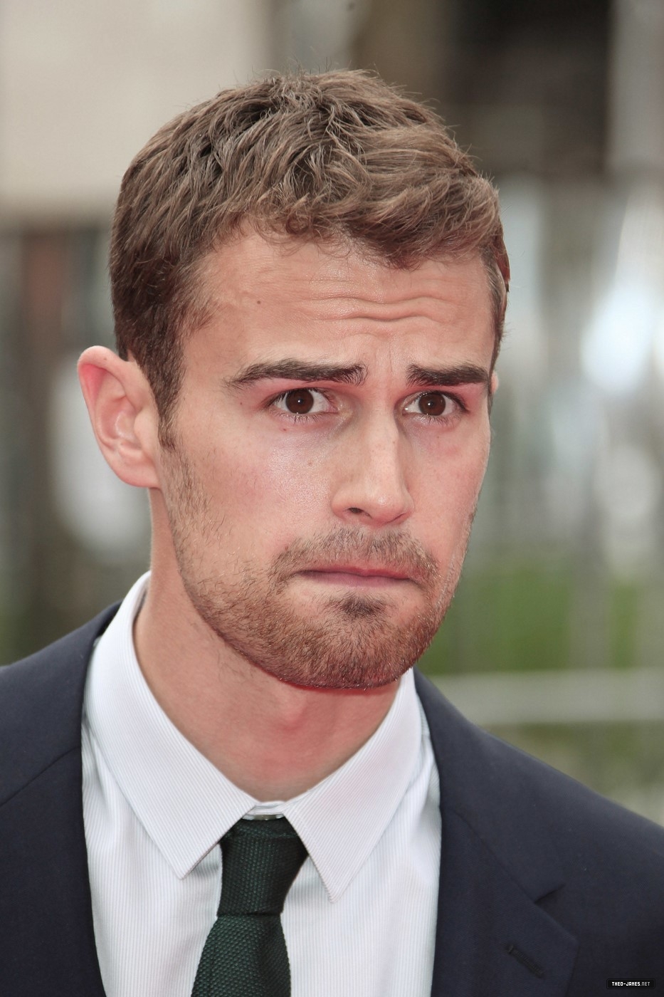 theojamesweb1098.jpg