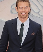 theojamesweb0869.jpg