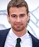 theojamesweb0873.jpg