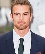 theojamesweb0882.jpg