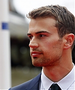 theojamesweb0950.jpg