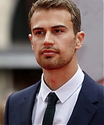 theojamesweb0953.jpg