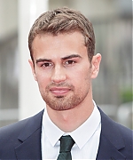 theojamesweb0956.jpg