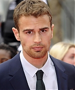 theojamesweb0958.jpg