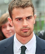 theojamesweb0961.jpg