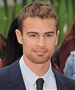 theojamesweb0967.jpg