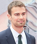 theojamesweb0985.jpg