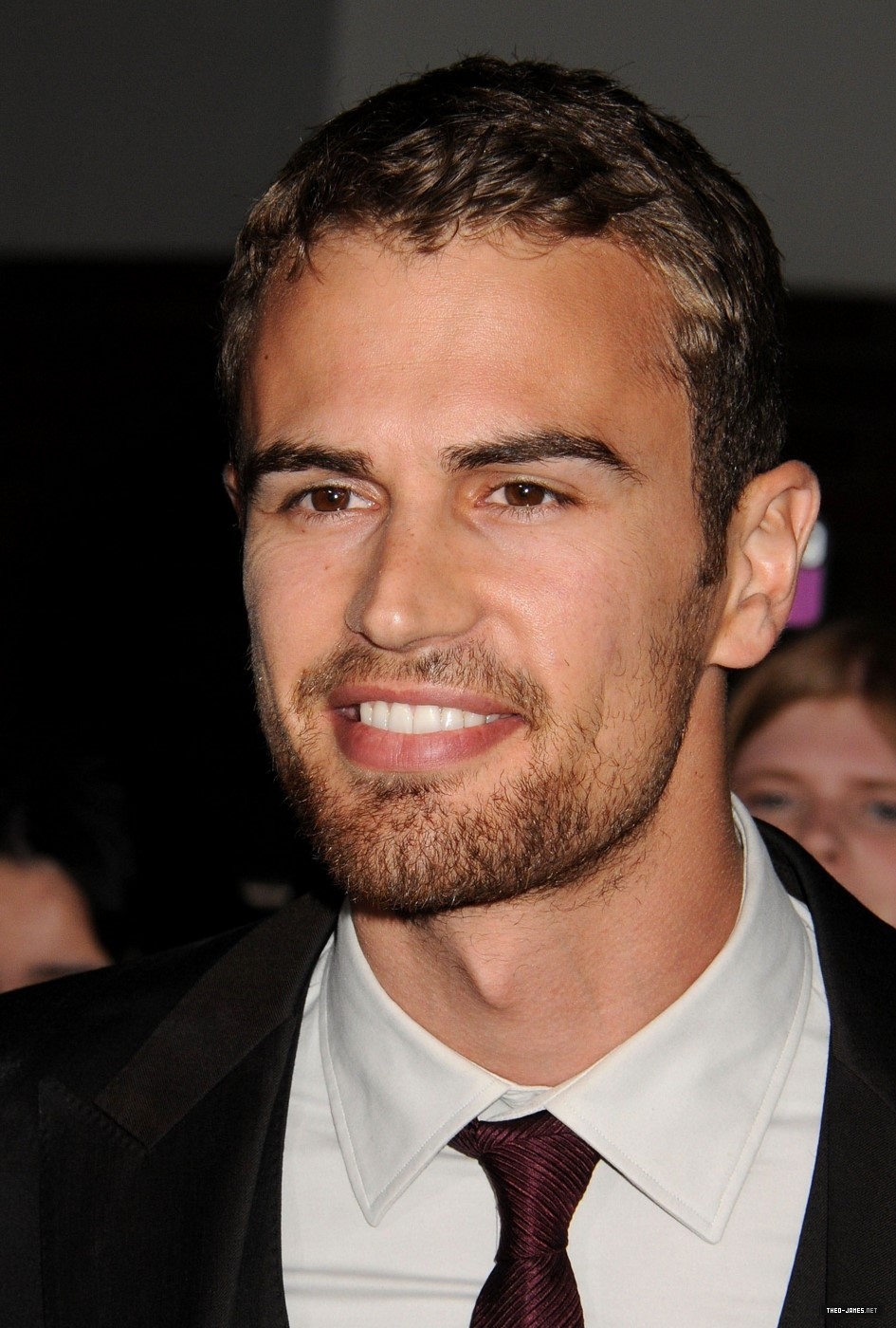 Divergent Los Angeles Premiere - theojamesweb1914 - Theo James Photo ...