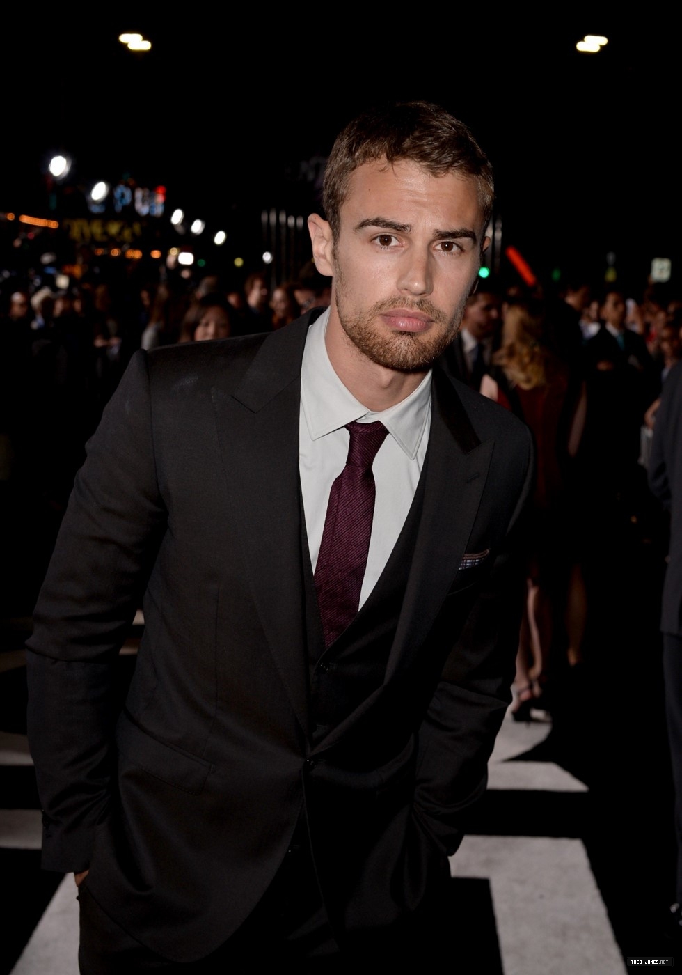 theojamesweb2000.jpg