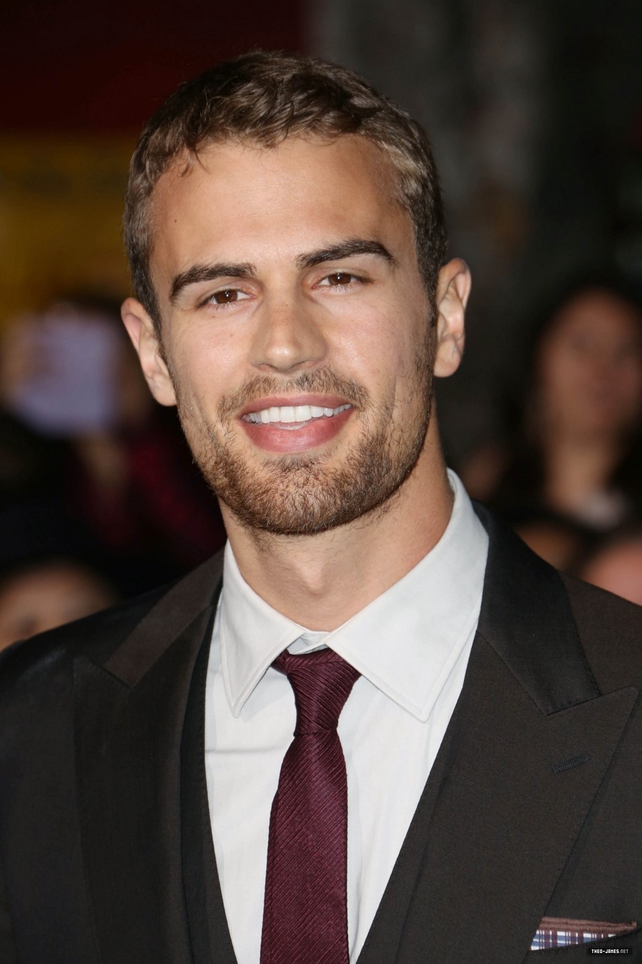 theojamesweb2140.jpg