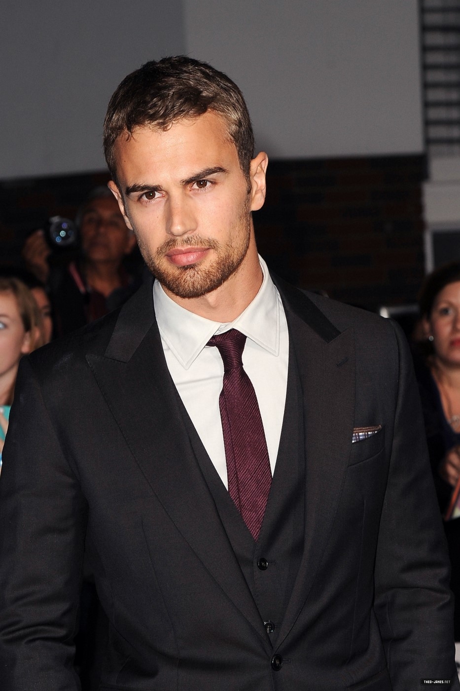 theojamesweb2148.jpg