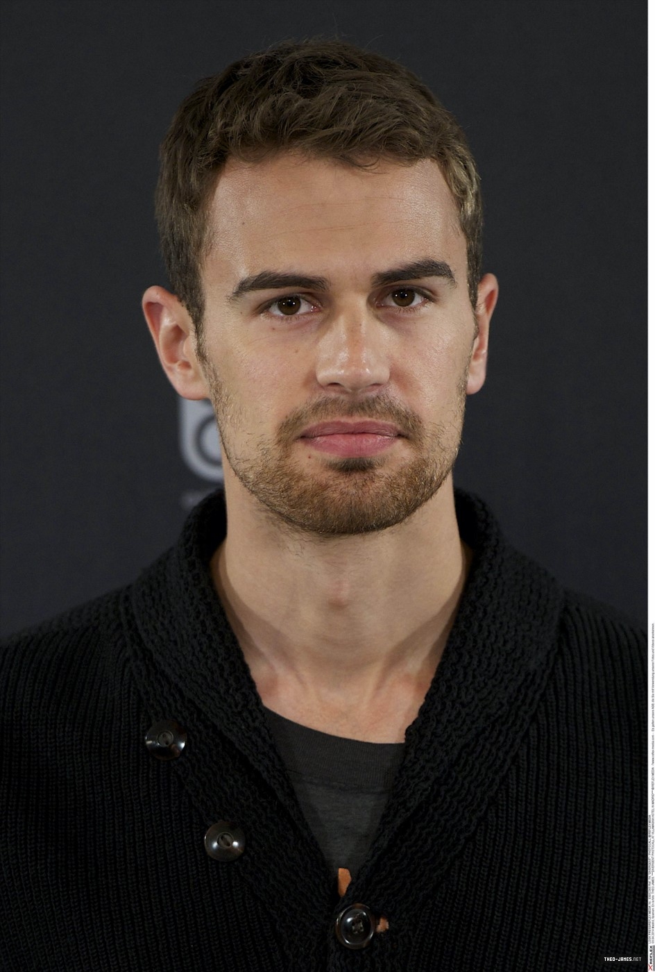 theojamesweb2263.jpg