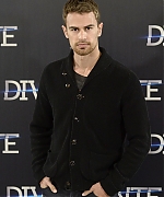 theojamesweb2209.jpg