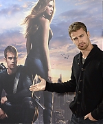 theojamesweb2352.jpg