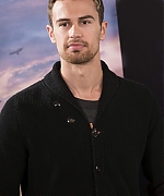 theojamesweb2354.jpg