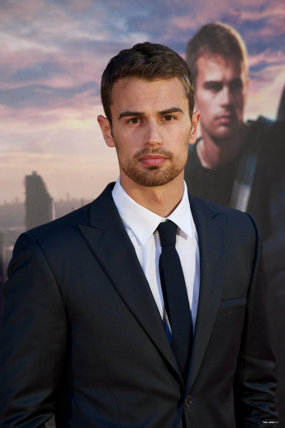 theojamesweb2379.jpg