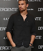 theojamesweb2429.jpg