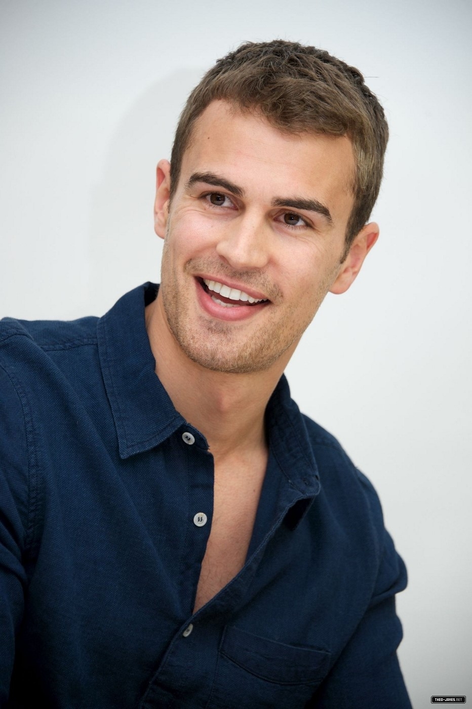 theojamesweb2486.jpg