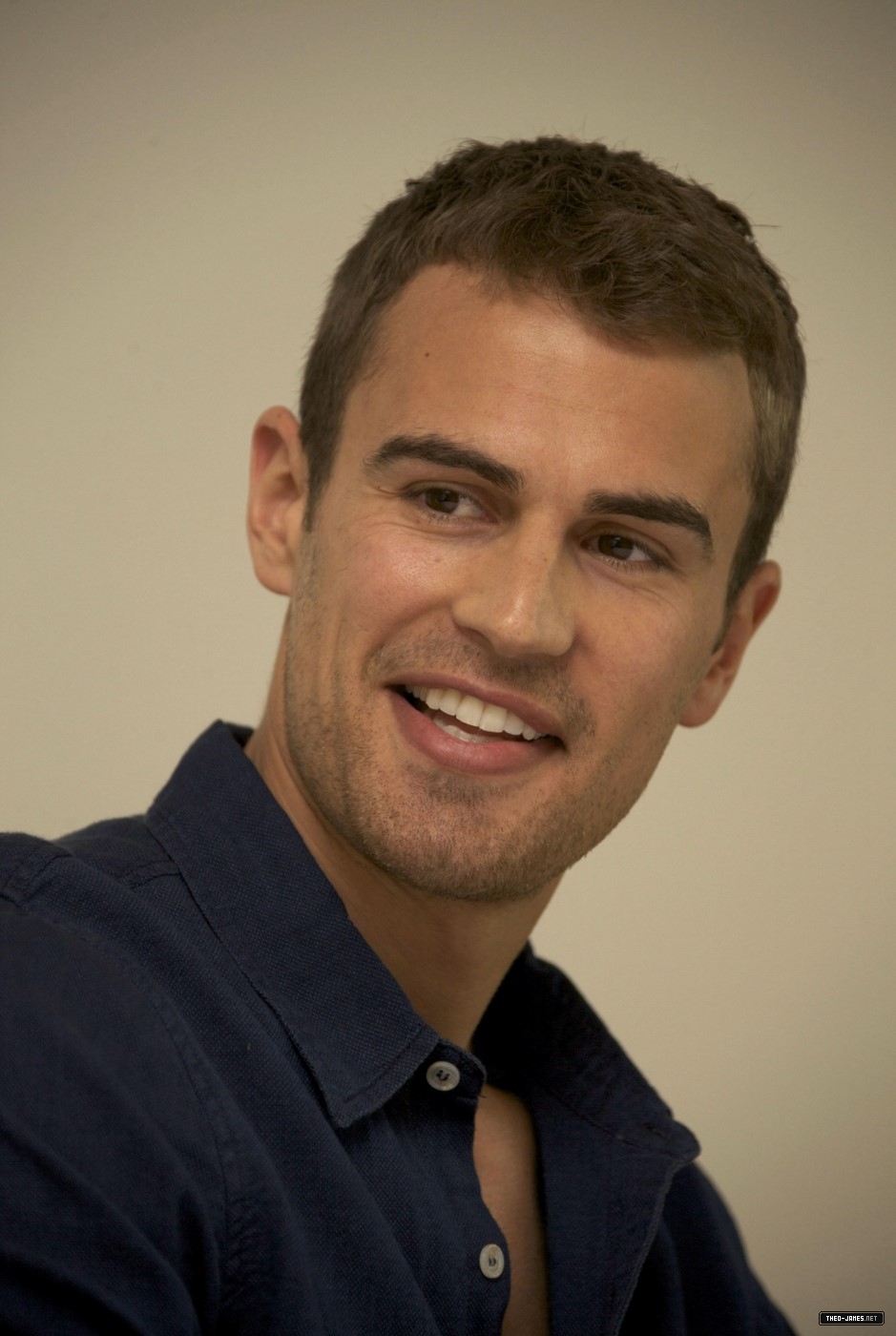 theojamesweb2524.jpg