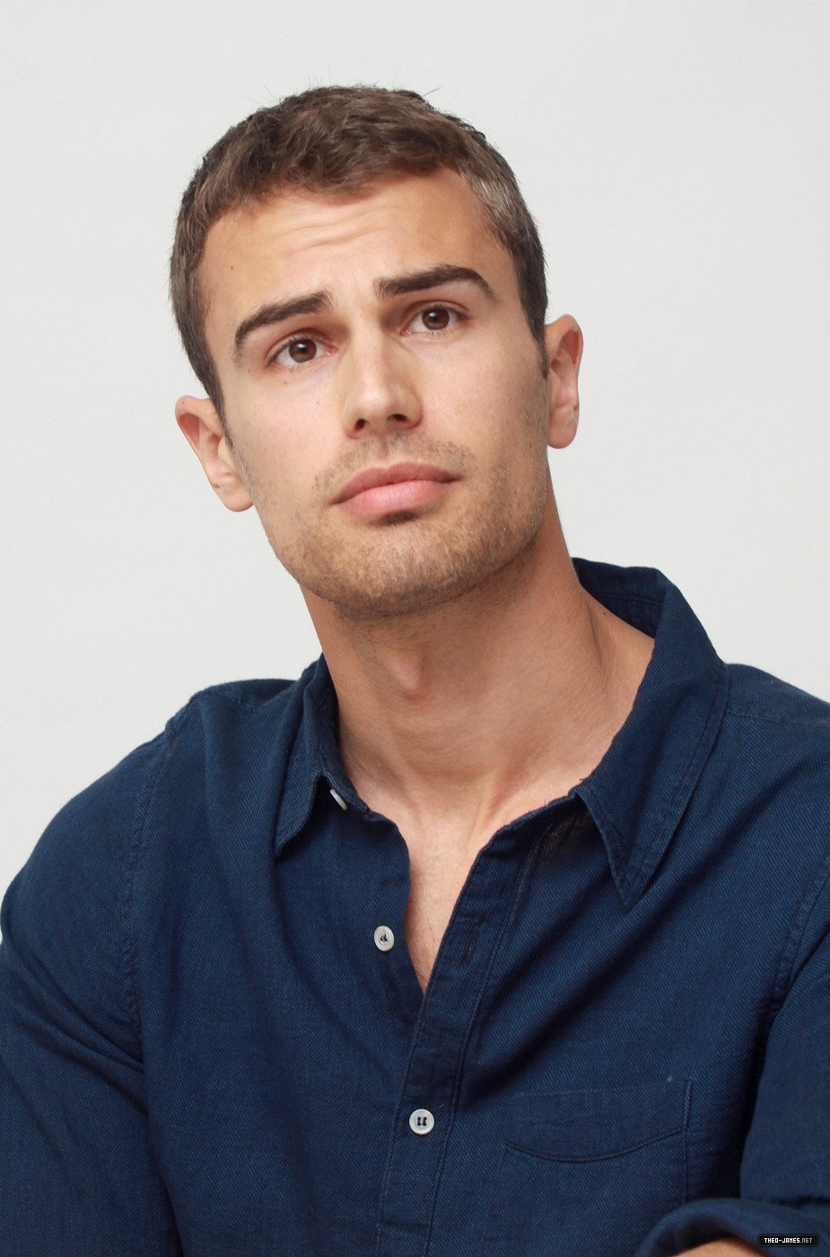 theojamesweb2546.jpg