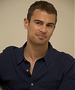 theojamesweb2525.jpg