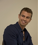 theojamesweb2528.jpg