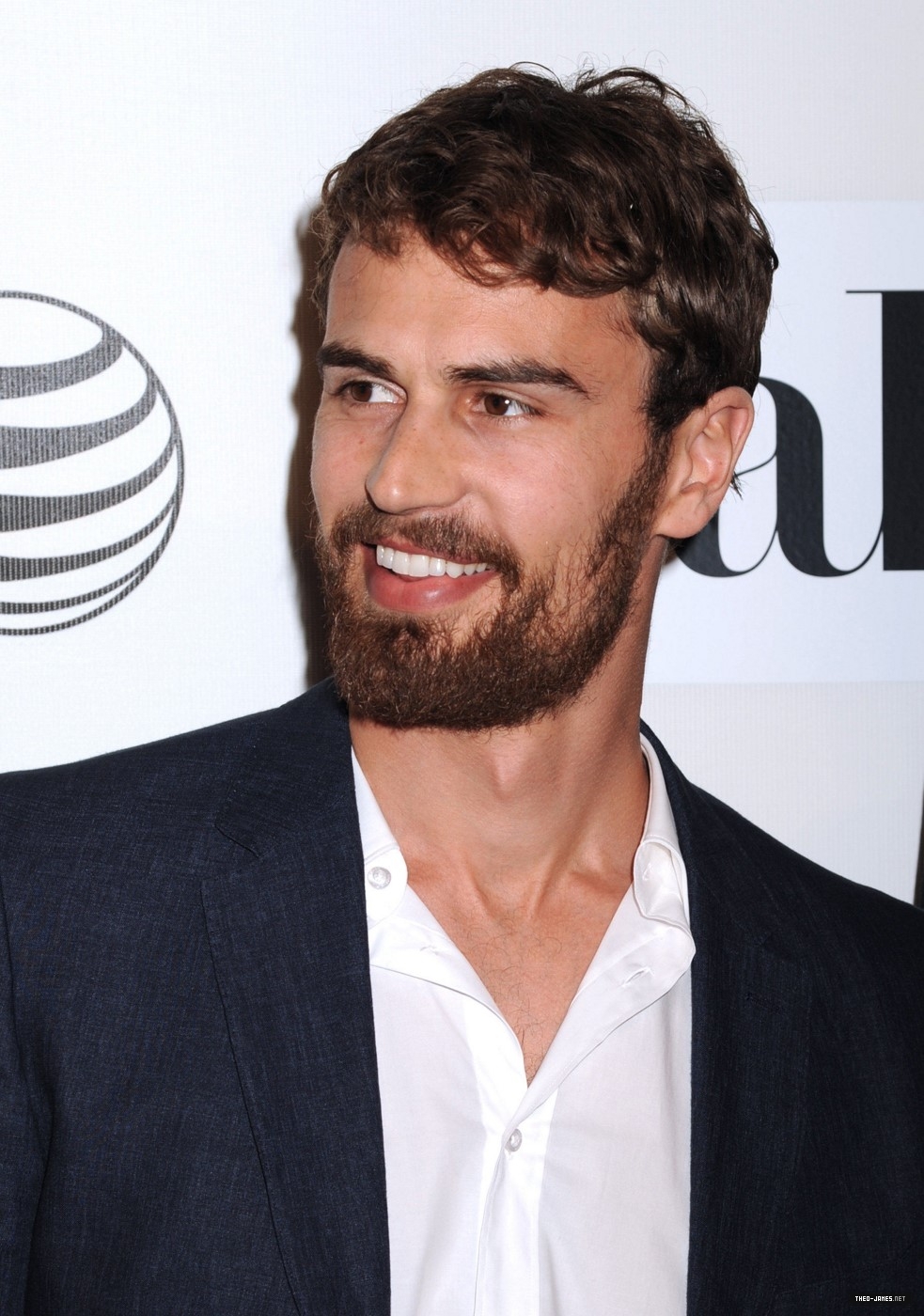 theojamesweb3041.jpg