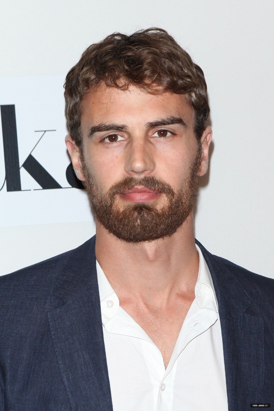 theojamesweb3054.jpg