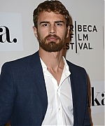 theojamesweb3059.jpg