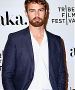 theojamesweb3122.jpg