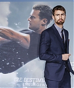 theojamesweb3462.jpg