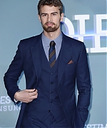 theojamesweb3474.jpg