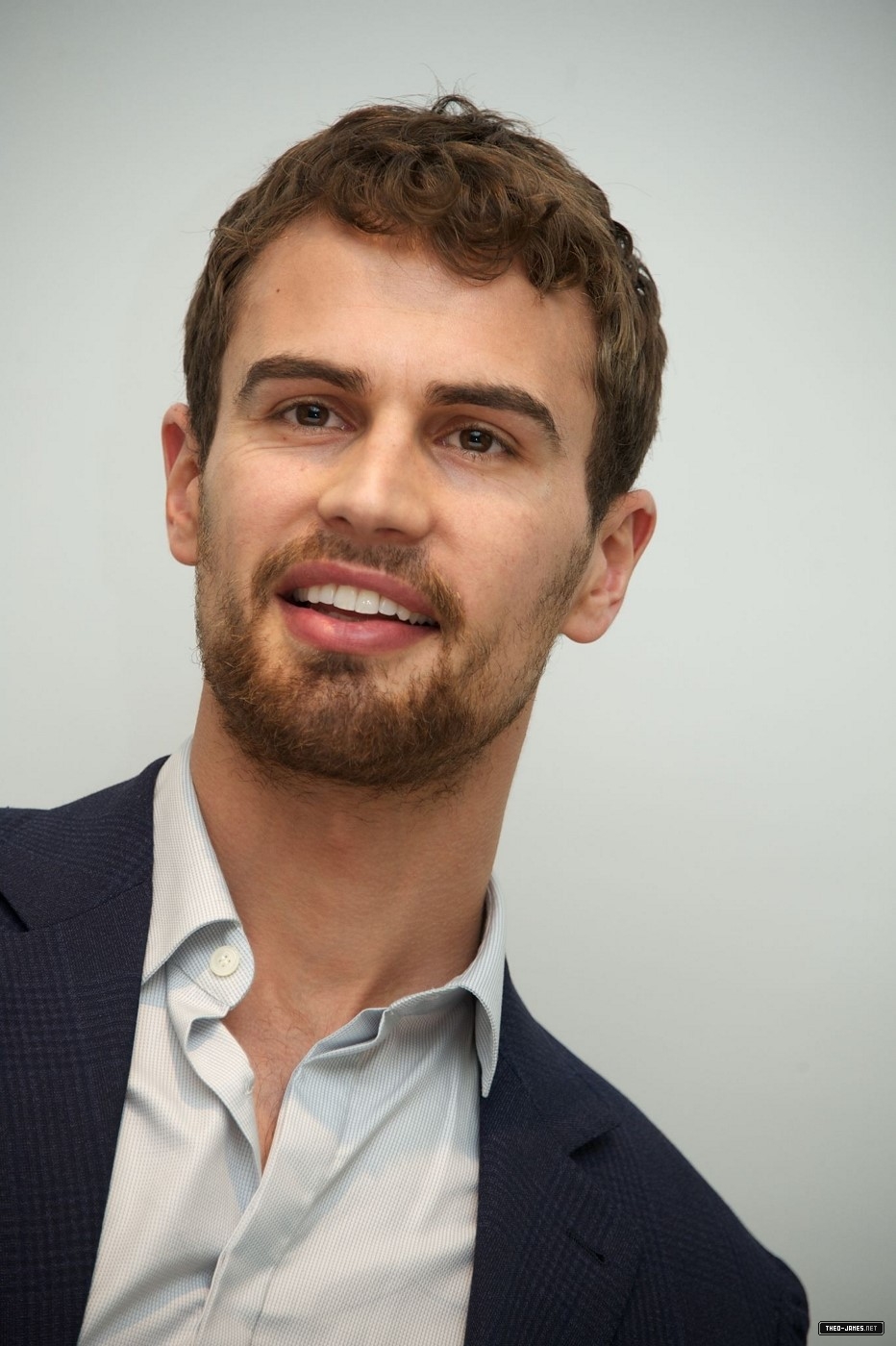 theojamesweb3672.jpg