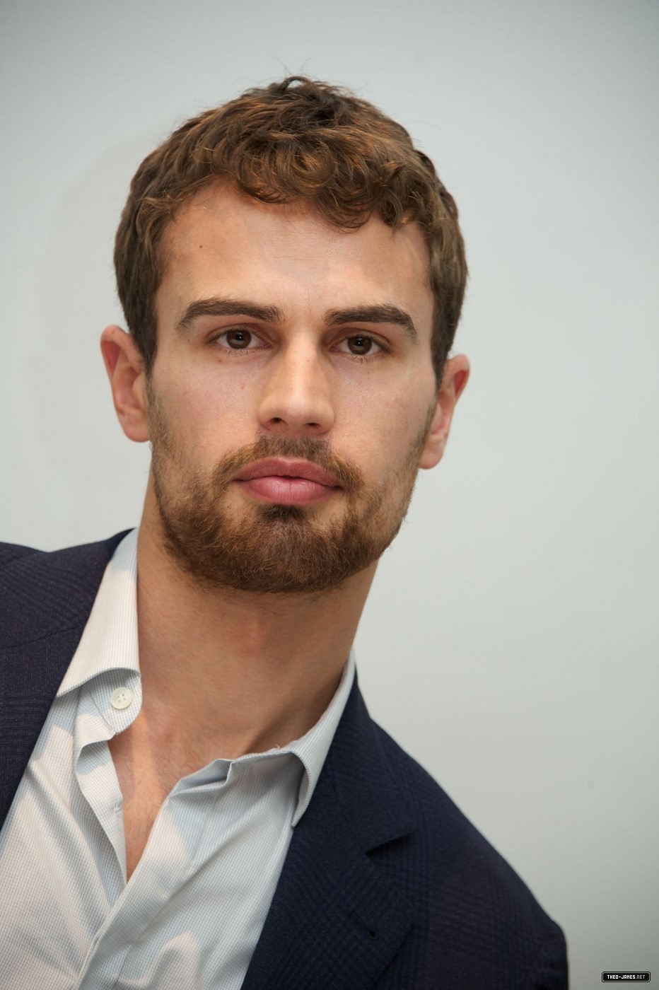 theojamesweb3673.jpg