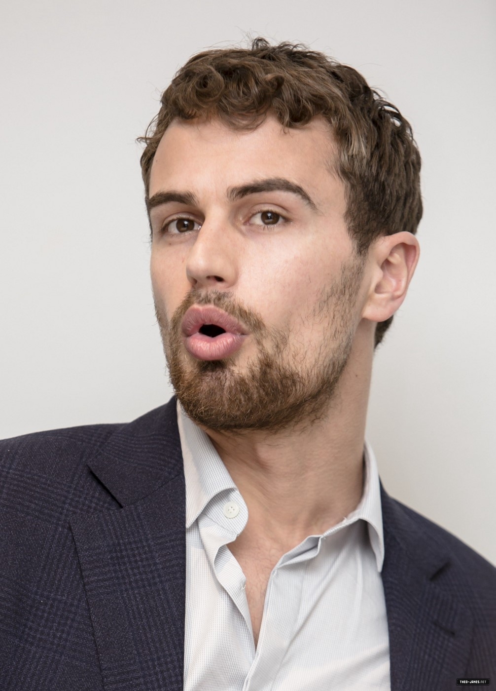 theojamesweb3690.jpg