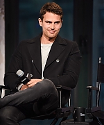 theojamesweb4413.jpg