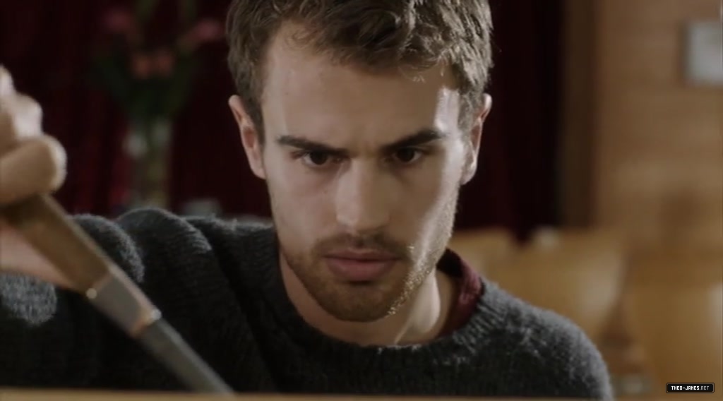 theojamesweb0481.jpg