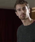 theojamesweb0483.jpg