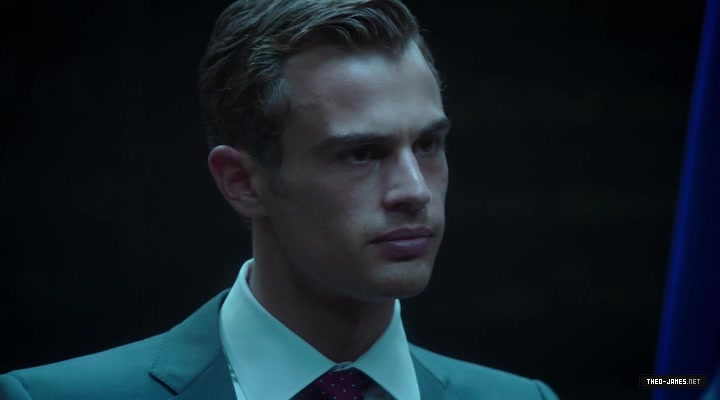 theojamesweb0682.jpg